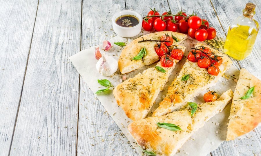 Tako mirisna i slasna: Recept za domaću focacciu koji uspije baš svaki put