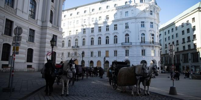 AUSTRIJA „OTKLJUČANA“ NAKON VIŠE OD POLA GODINE: Od 5 ujutro, glazba, kava, kokteli…