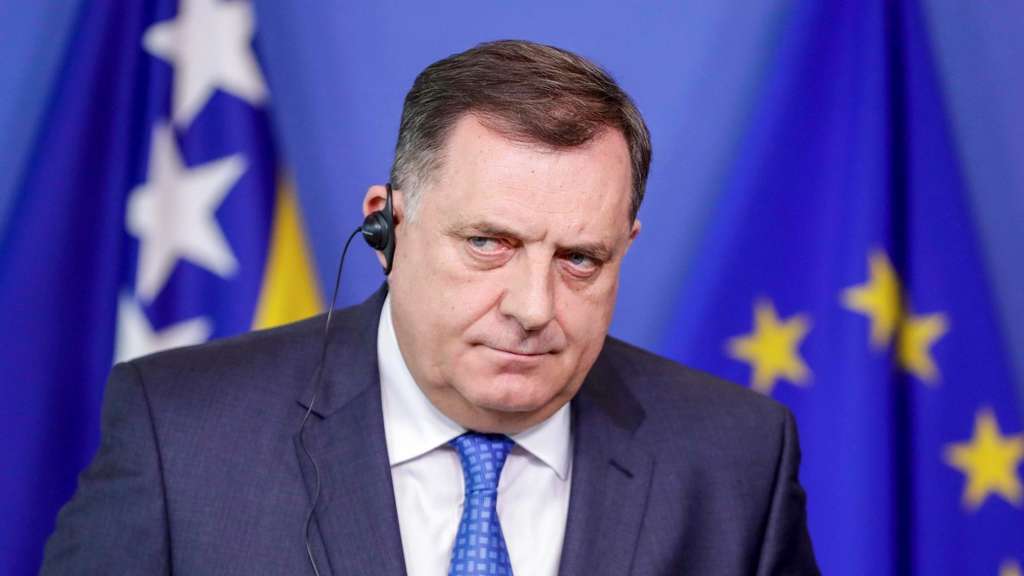 Dodik: Neće nama nikakav sud određivati dan republike; Schmidt: Obilježavanje 9. siječnja imat će posljedice