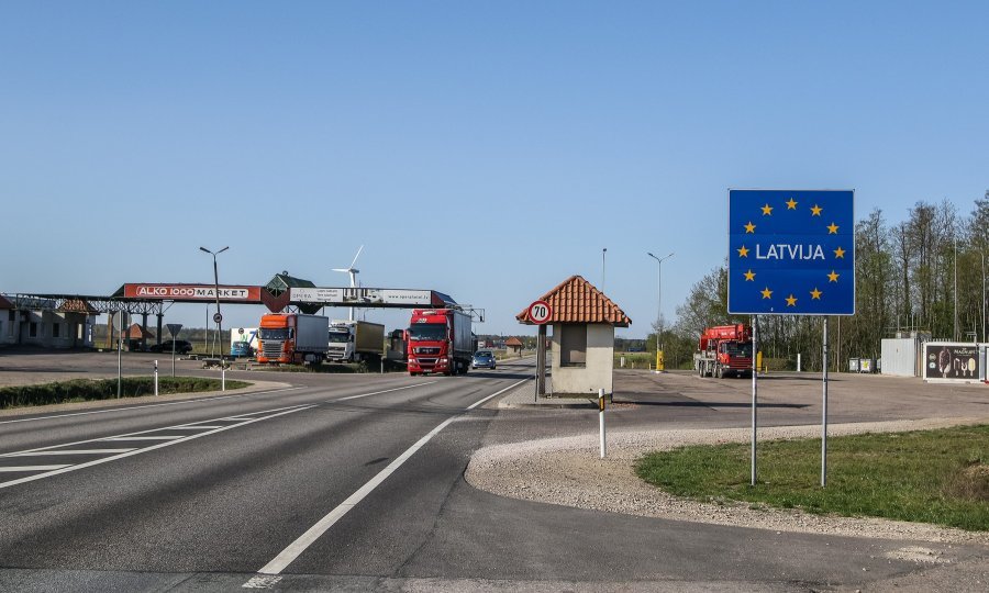 Latvijski parlament dozvolio tvrtkama otpuštanje necijepljenih radnika