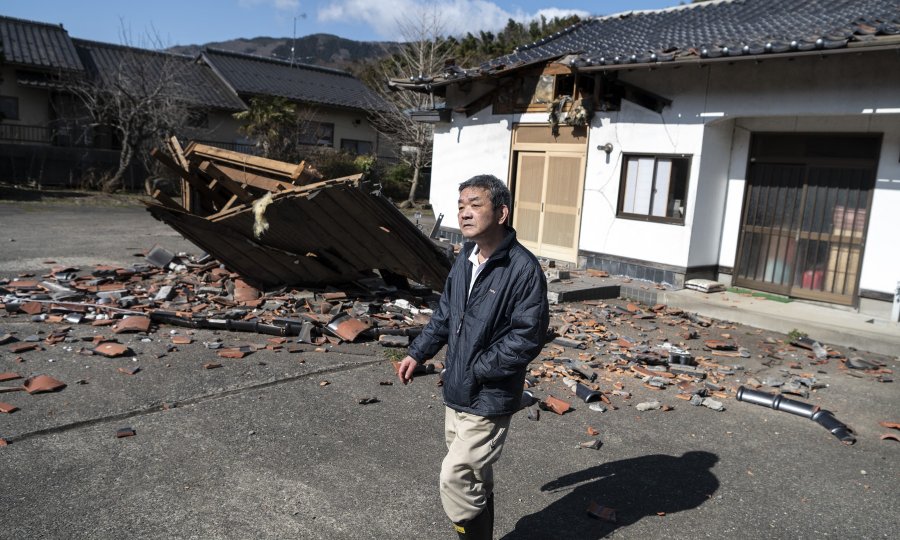 U snažnom potresu u Japanu četiri osobe smrtno stradale, preko 100 ozlijeđeno