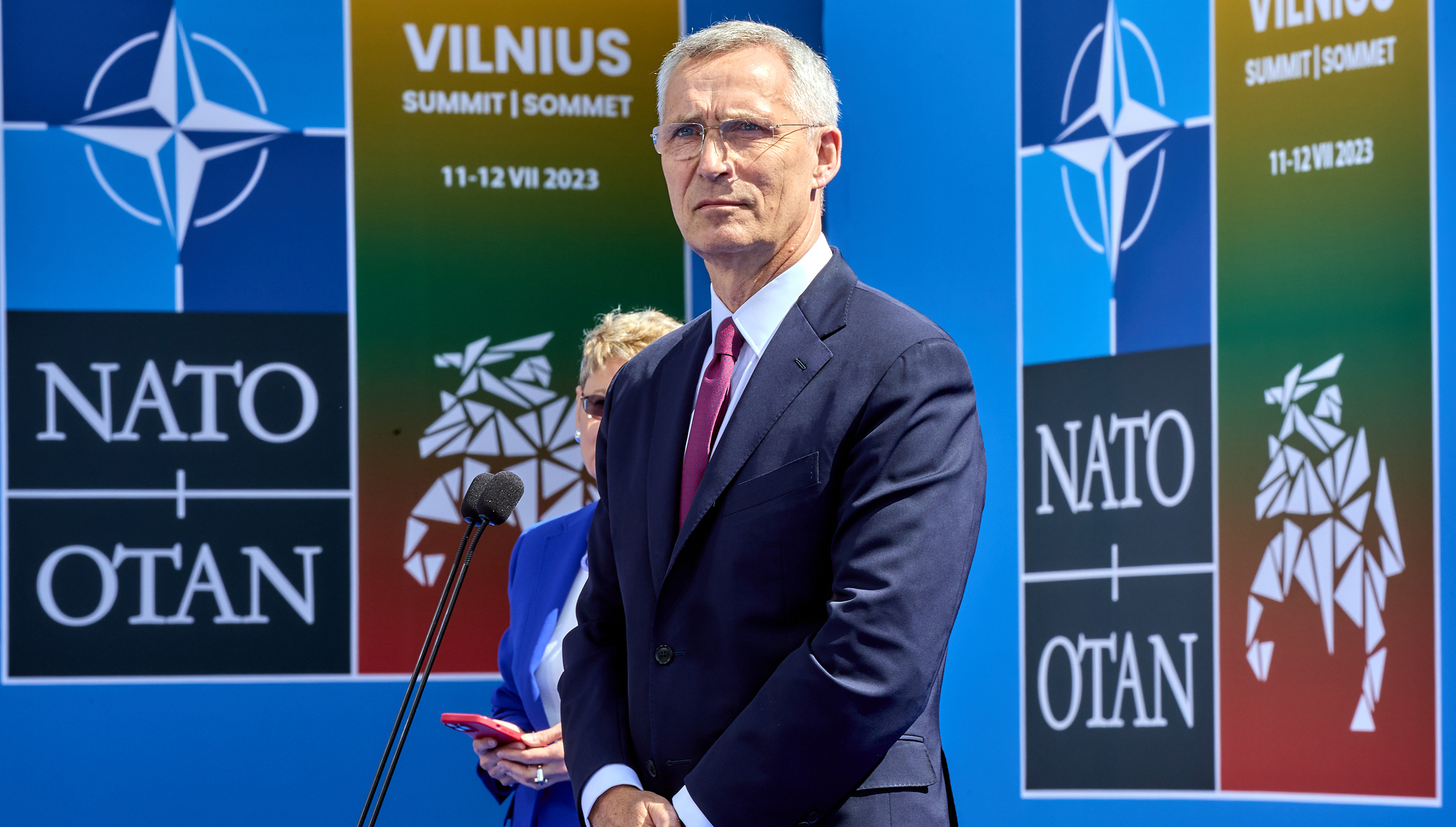 Stoltenberg: Ne vjerujem da bi Trump ugrozio američko članstvo u NATO-u