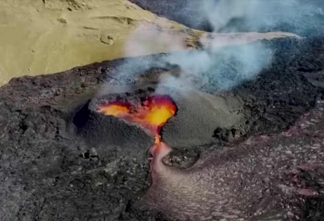 Islandski vulkan i dalje prijeti: Znanstvenici upozoravaju da bi moglo doći do erupcije