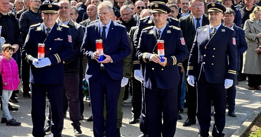 Božinović: Žrtva Josipa Jovića i branitelja duboko urezana u memoriju hrvatskih ljudi