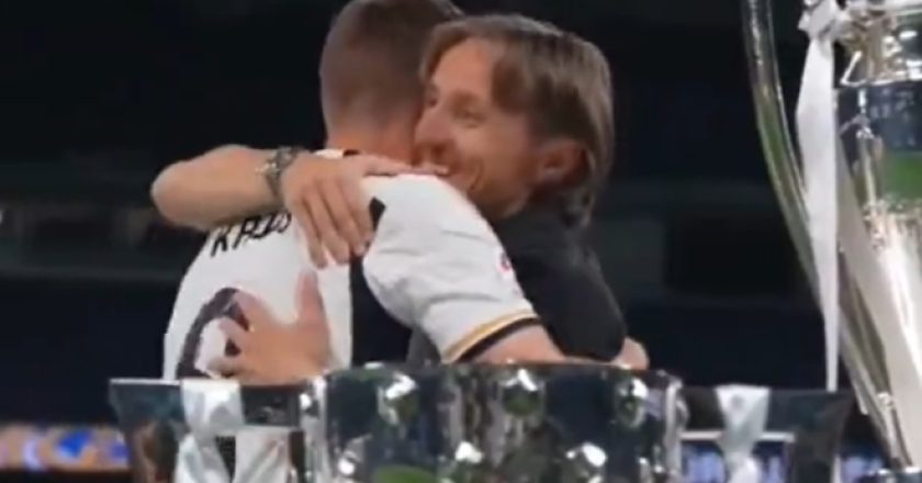 Kroos je pozirao s impresivna 22 trofeja osvojena s Realom, a onda je stigao Luka Modrić